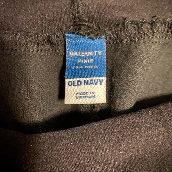 Old Navy Full Panel Pixie Pants - Picture 2 of 3